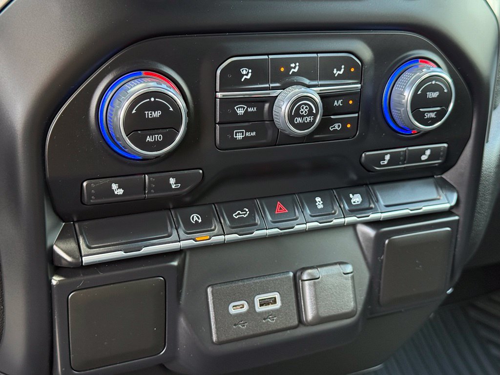 Used 2022 Chevrolet Silverado 1500 LT RWD image 11
