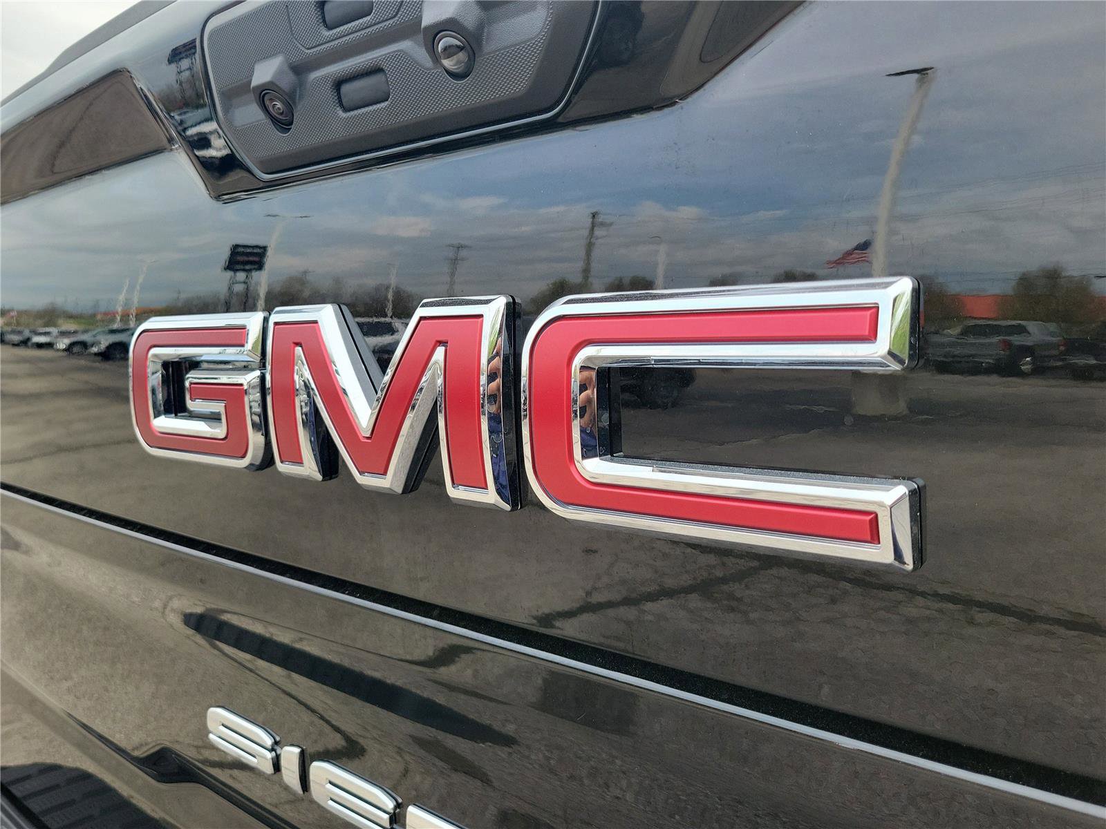 New 2026 GMC Sierra 1500 AT4 w/ AT4 Premium Package image 7