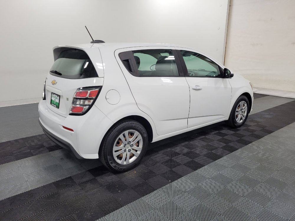 Used 2020 Chevrolet Sonic LT image 10