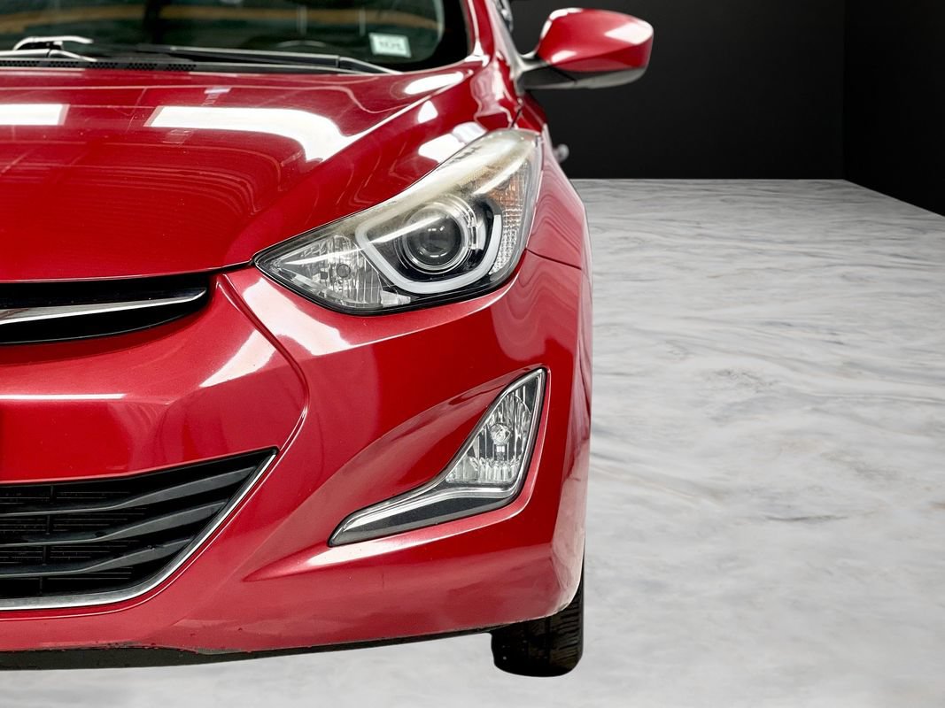 Used 2015 Hyundai Elantra SE w/ Option Group 03 FWD image 31