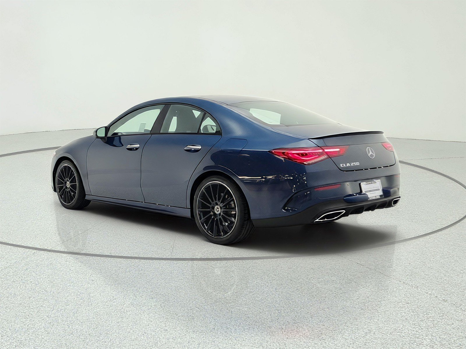 Used 2023 Mercedes-Benz CLA 250 image 7