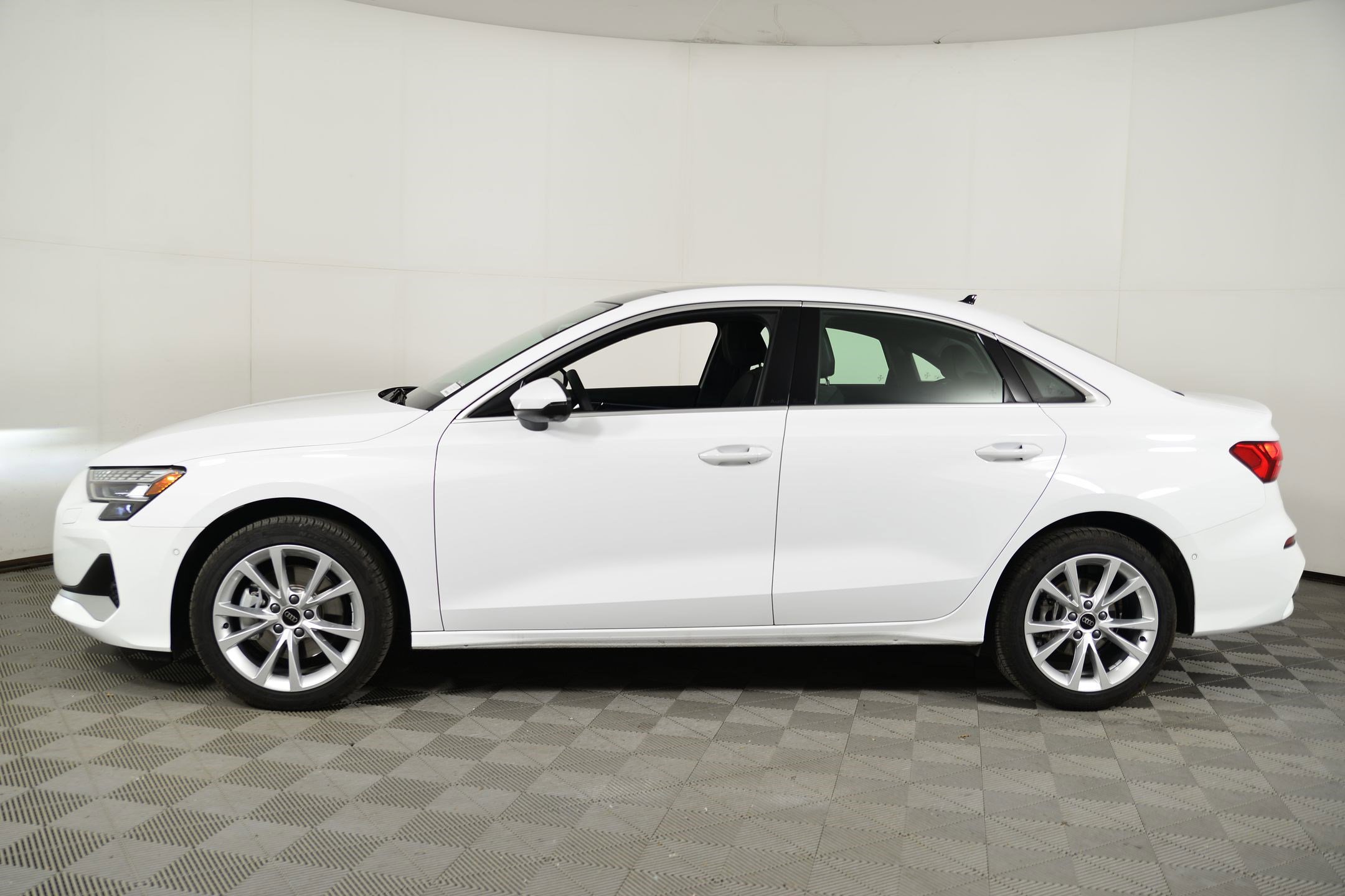 Certified 2025 Audi A3 2.0T Premium Plus w/ Premium Plus Package image 2