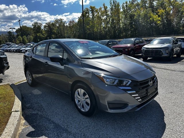 Used 2024 Nissan Versa S w/ Trunk Package image 5