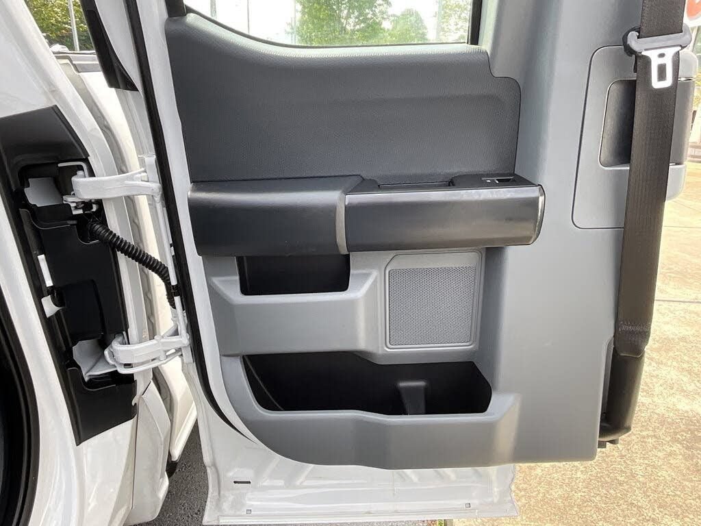 Used 2022 Ford F150 XL w/ Equipment Group 101A High RWD image 14