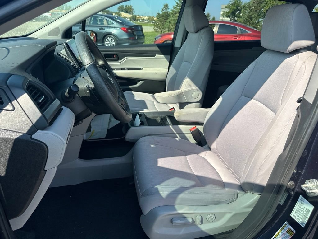 Used 2021 Honda Odyssey EX image 16
