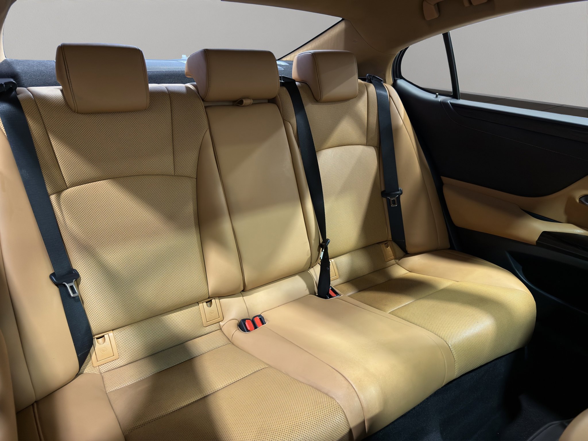 Used 2022 Lexus ES 350 w/ Accessory Package 2 image 19