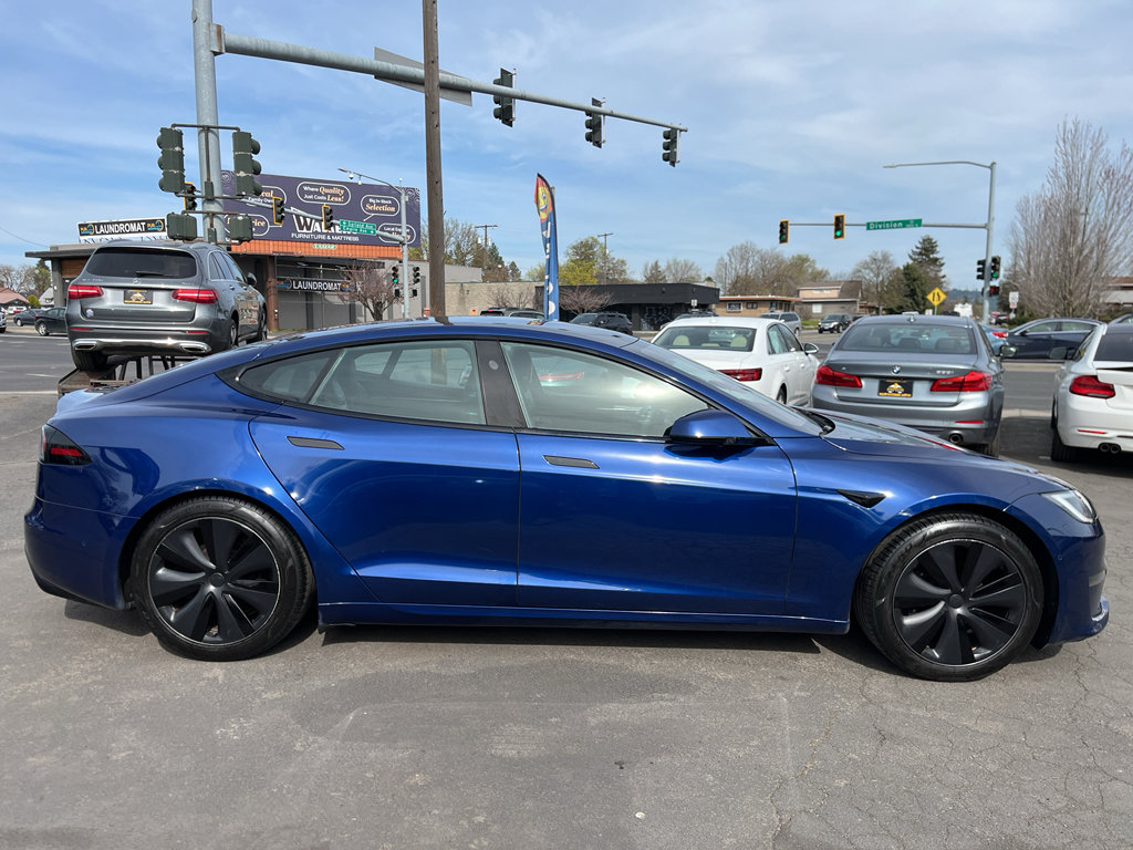 Used 2022 Tesla Model S Standard Range image 9