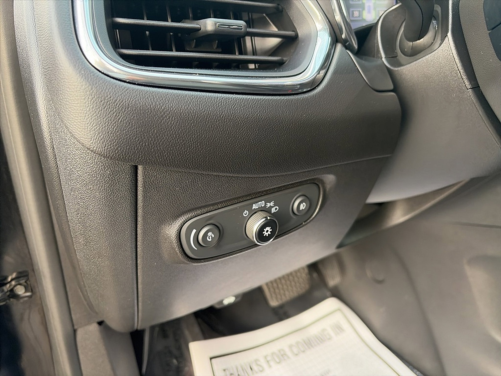 Used 2020 Chevrolet Equinox Premier image 15