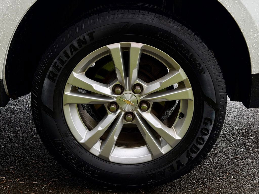 Used 2015 Chevrolet Equinox LS image 66