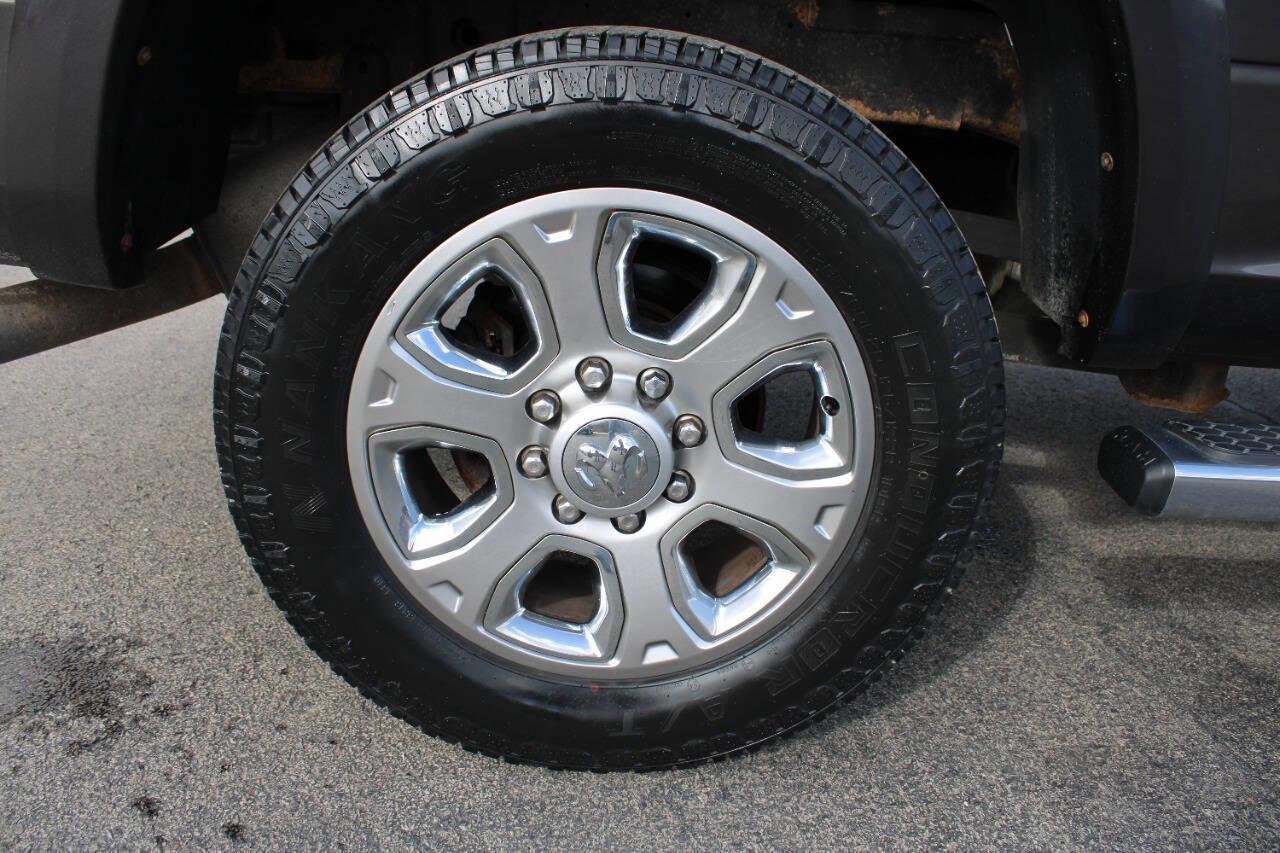 Used 2014 RAM 2500 Laramie w/ Convenience Group image 17