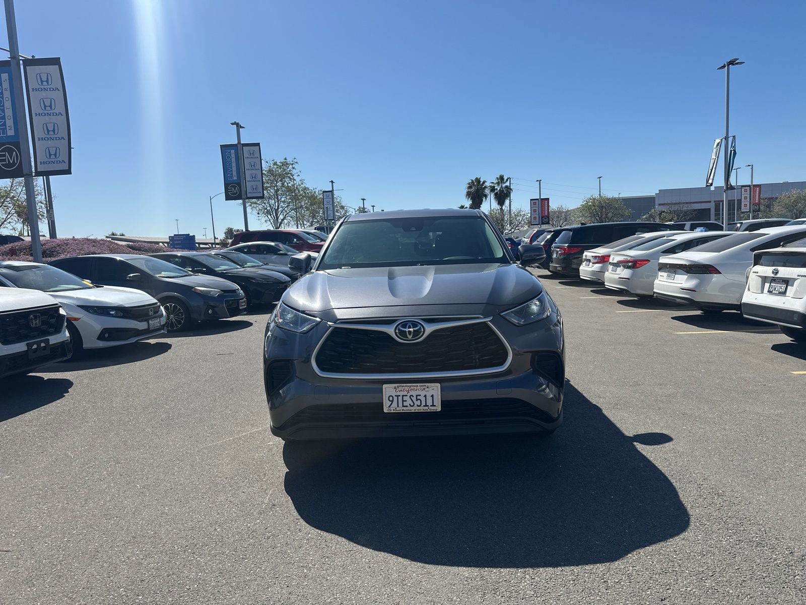 Used 2023 Toyota Highlander L image 1