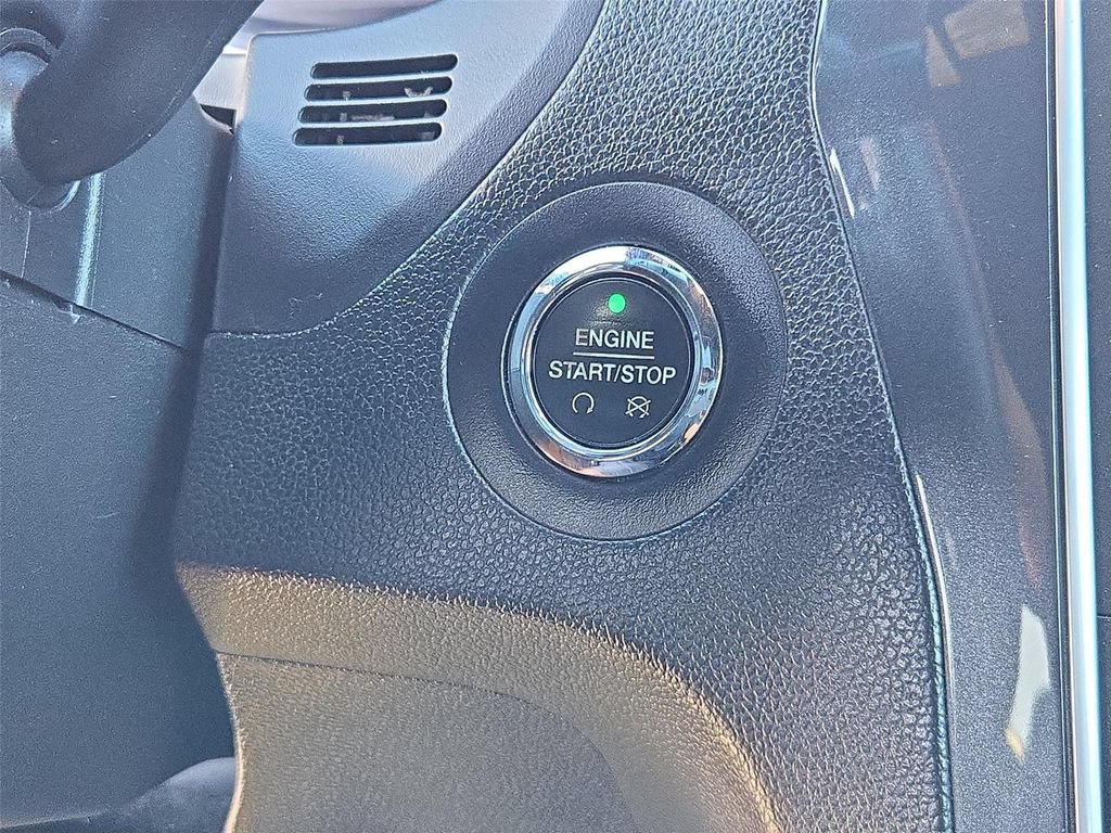 Used 2017 Ford Explorer Limited AWD/4WD image 9