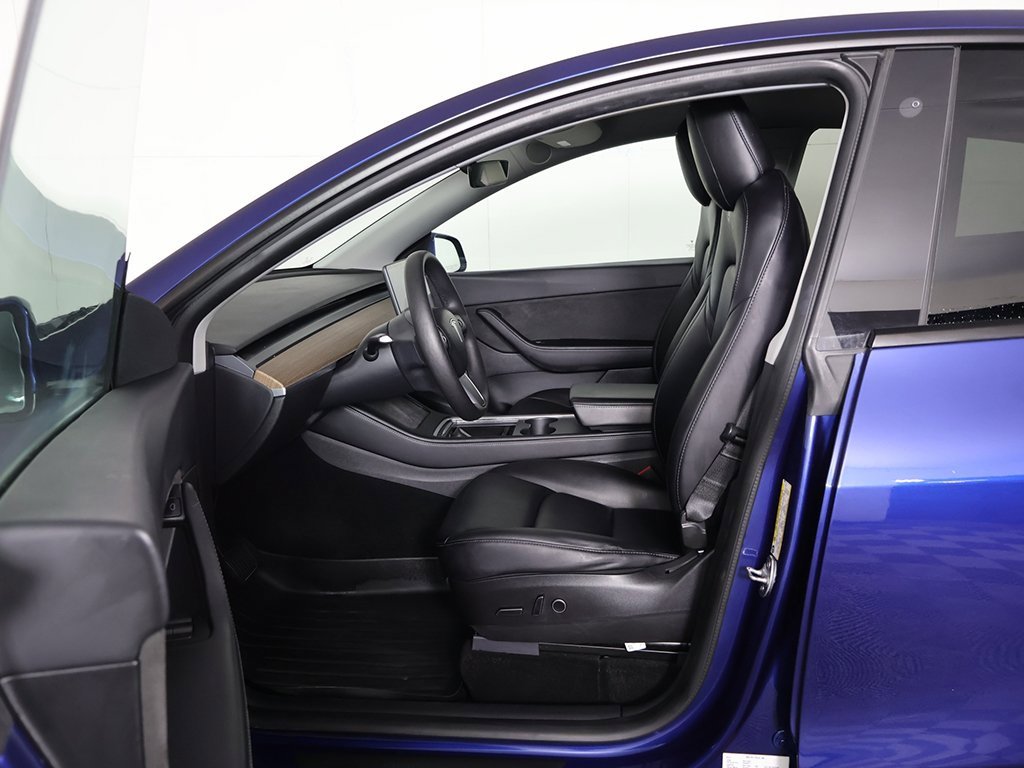 Used 2021 Tesla Model Y Long Range image 29