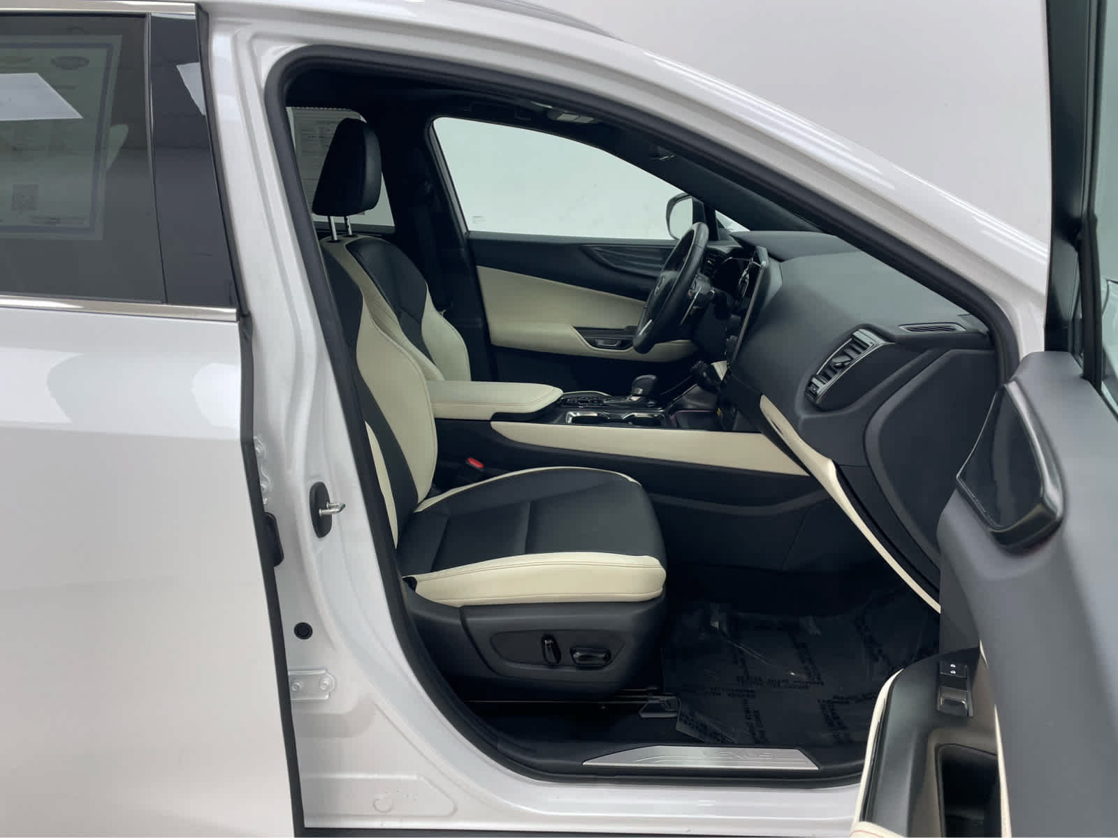 Used 2024 Lexus NX 350 AWD image 15