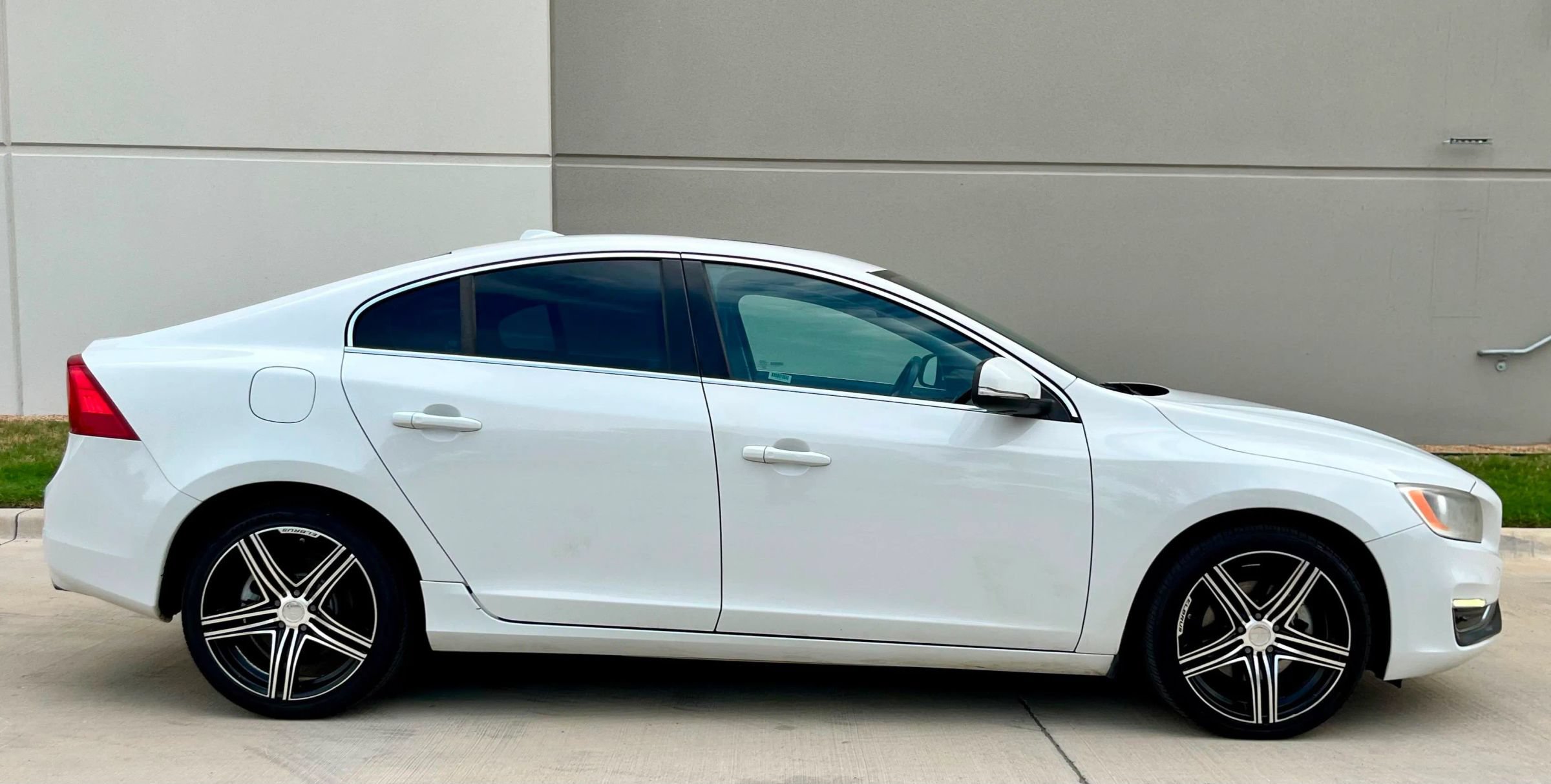 Used 2015 Volvo S60 T5 Premier Plus FWD image 7