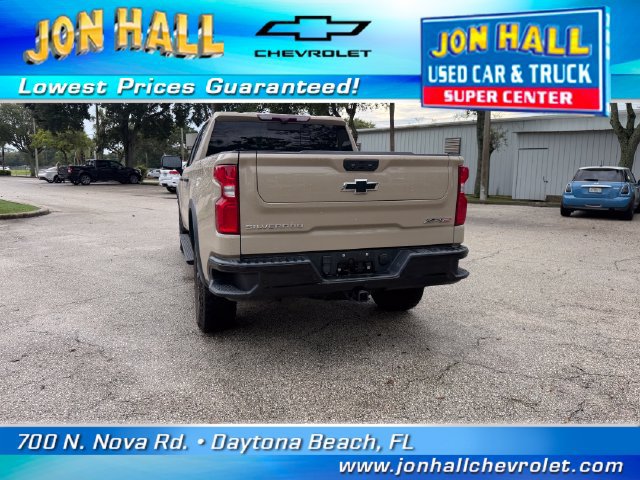 Used 2022 Chevrolet Silverado 1500 ZR2 w/ Technology Package AWD/4WD image 8