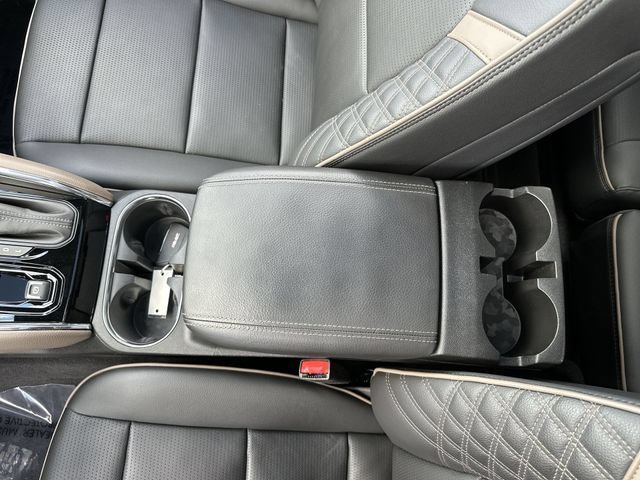 Used 2024 GMC Canyon Denali AWD/4WD image 25