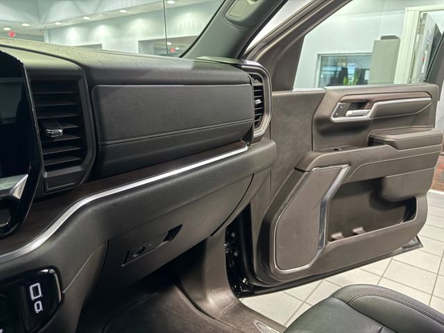 Certified 2024 GMC Sierra 1500 SLT image 24