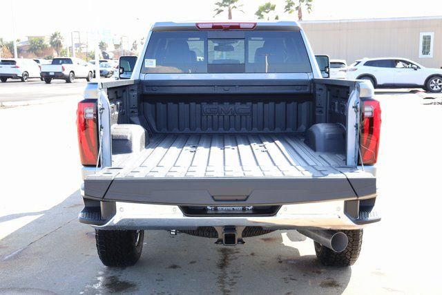 New 2026 GMC Sierra 2500 SLT w/ Texas SLT Premium Package AWD/4WD image 26