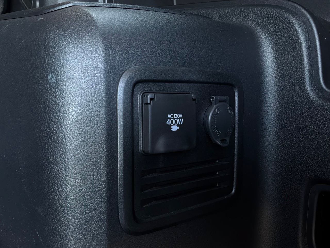 Used 2023 Toyota 4Runner SR5 Premium w/ Moonroof Package RWD image 14