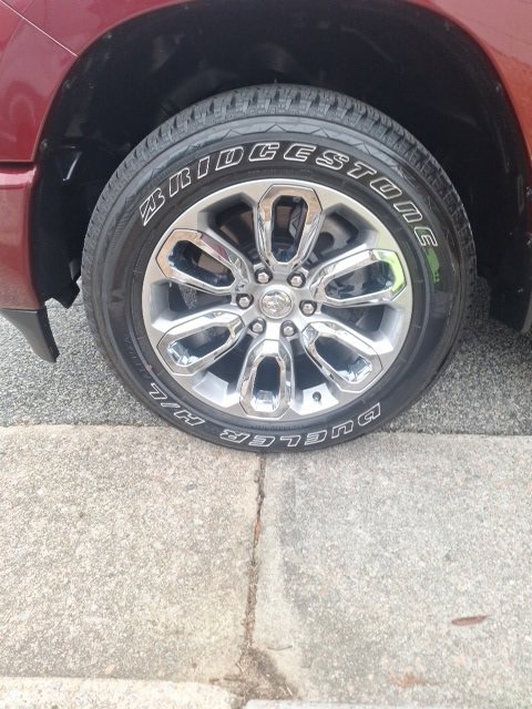 Used 2023 RAM 1500 Laramie image 30