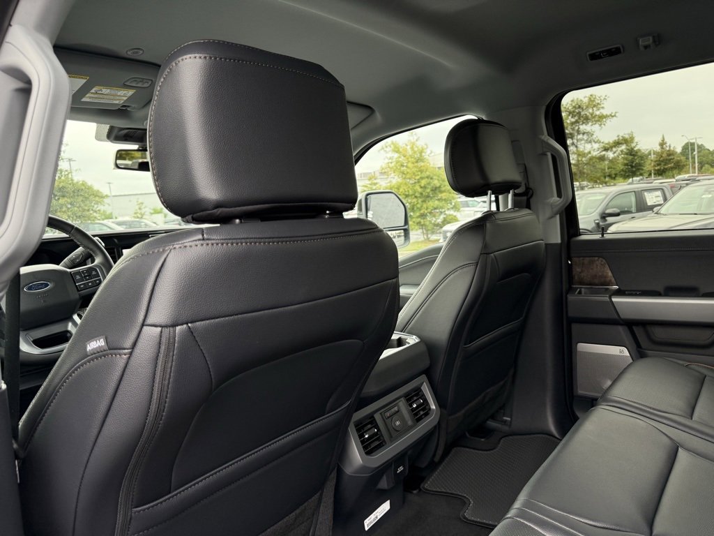 New 2026 Ford F250 Lariat image 25