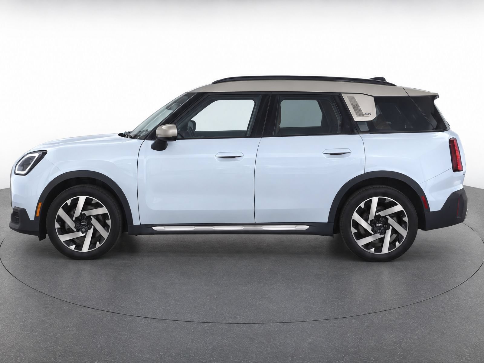 Certified 2025 MINI Cooper Countryman S AWD/4WD image 3