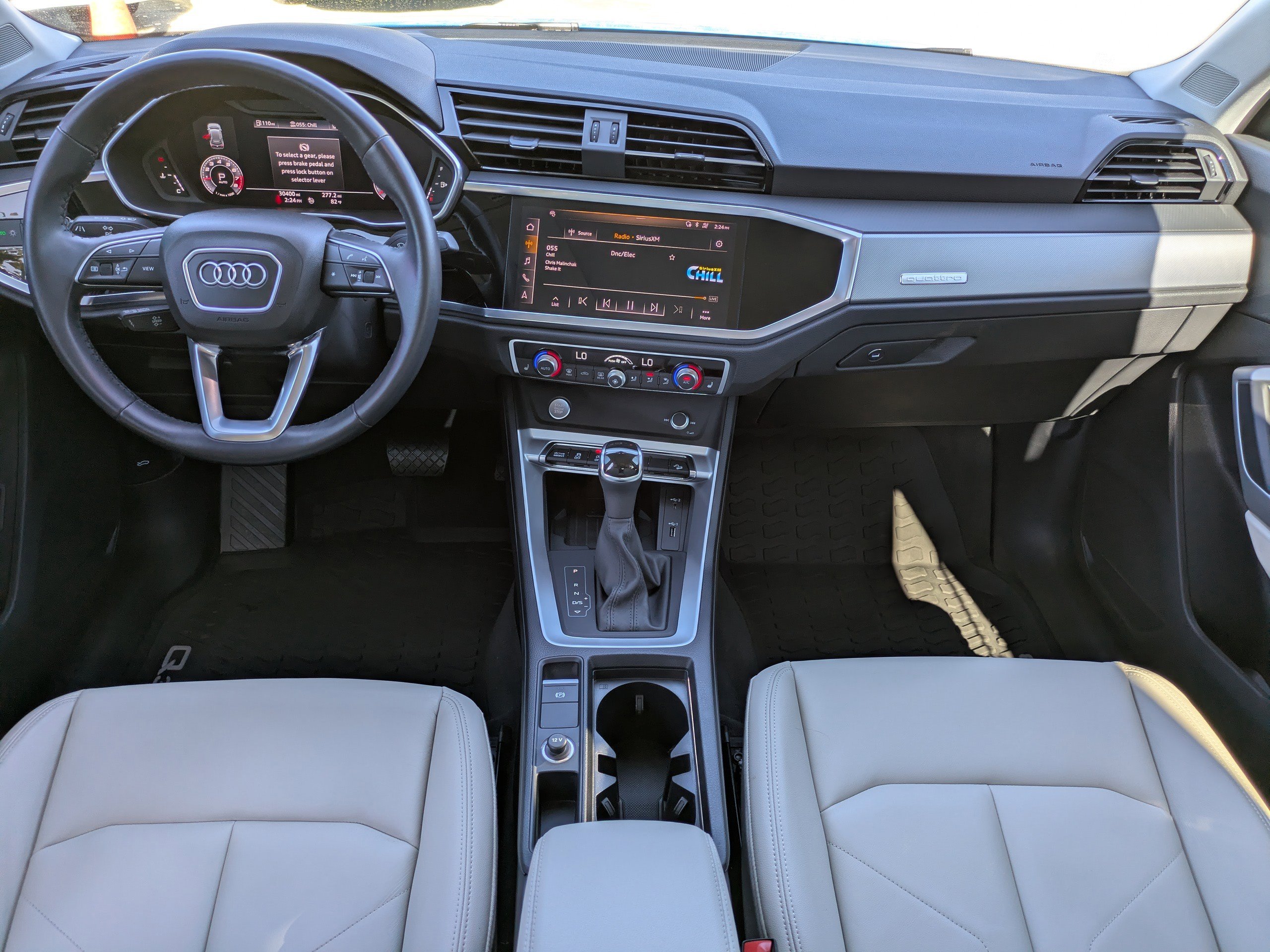 Used 2020 Audi Q3 2.0T Premium Plus image 11