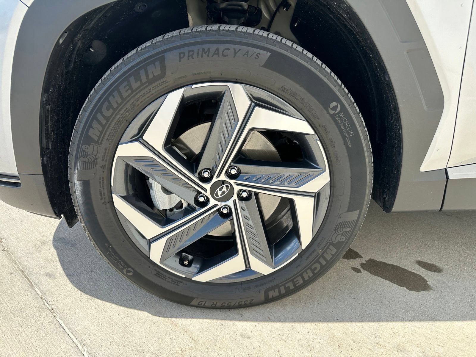 Used 2022 Hyundai Tucson Limited AWD/4WD image 9