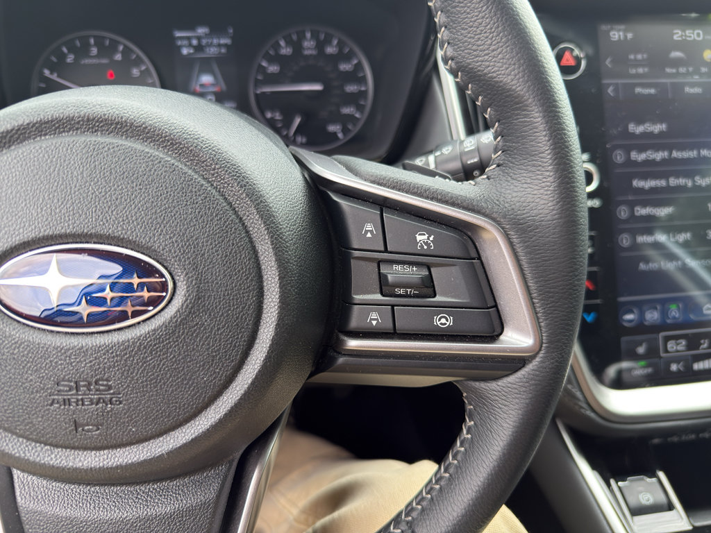 Used 2025 Subaru Outback Premium w/ Popular Package #1A AWD/4WD image 18