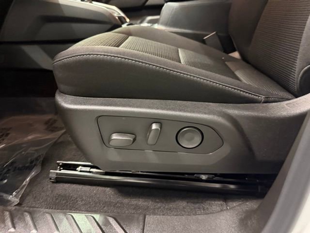 New 2026 GMC Canyon Elevation w/ Convenience Package image 12