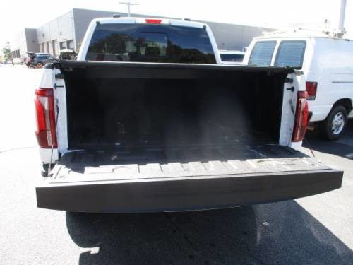 Used 2025 Ford F150 Lariat w/ Equipment Group 501A Mid image 4