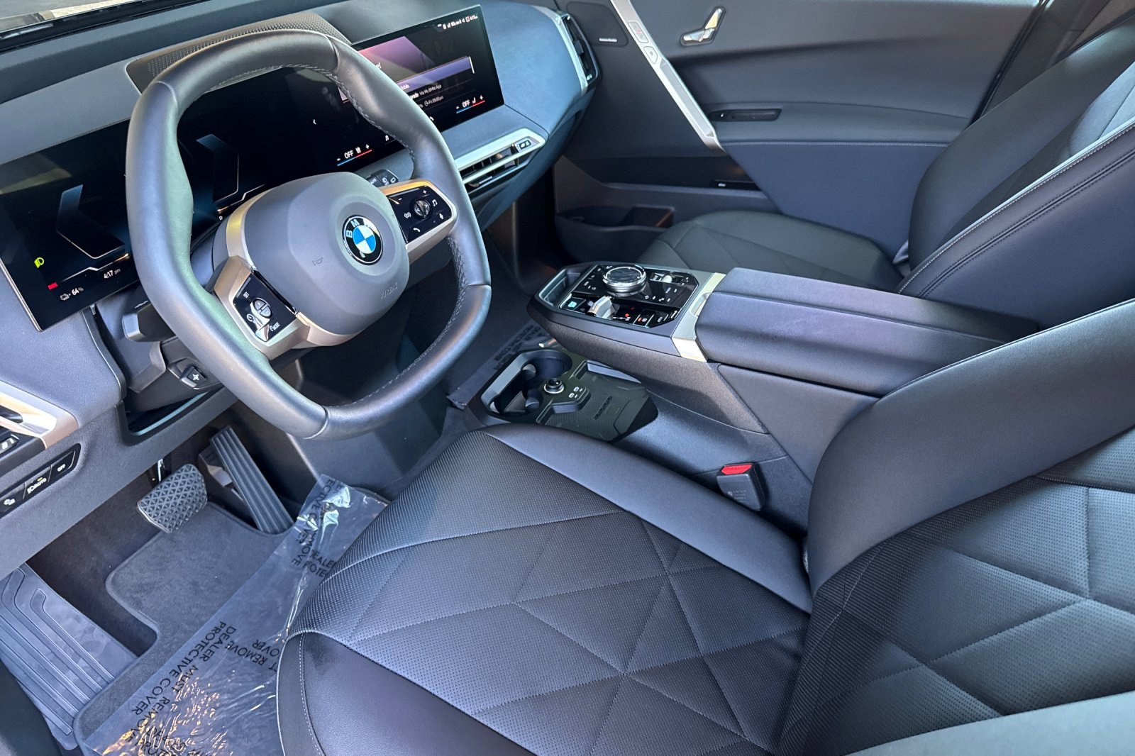 Used 2026 BMW iX xDrive45 w/ Premium Package AWD/4WD image 11