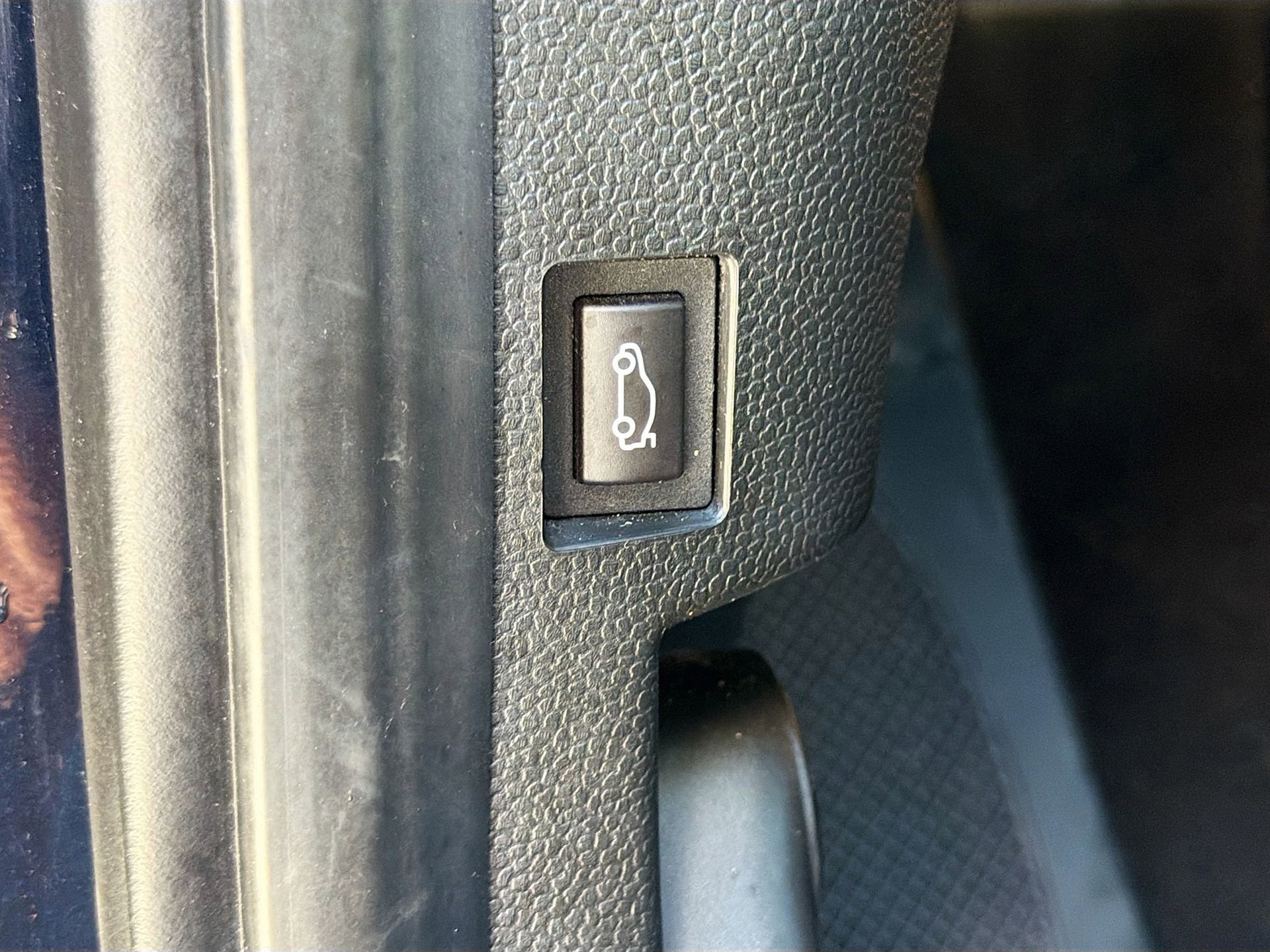 Used 2022 MINI Cooper S image 14