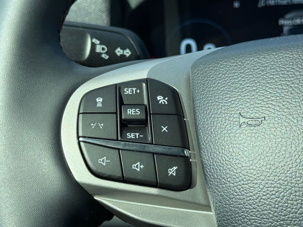 Used 2026 Ford Explorer Active w/ Active Comfort Package RWD image 20