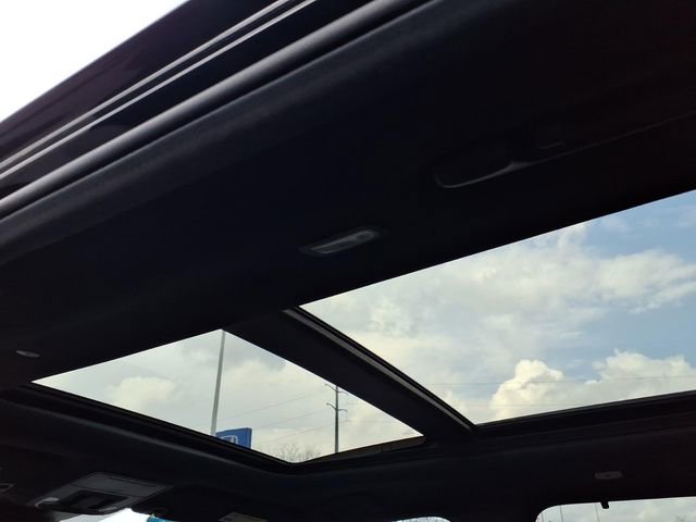 Used 2025 Honda Pilot Black Edition image 5