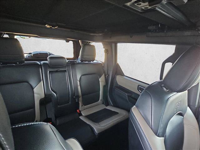 Used 2024 Ford Bronco Wildtrak AWD/4WD image 14