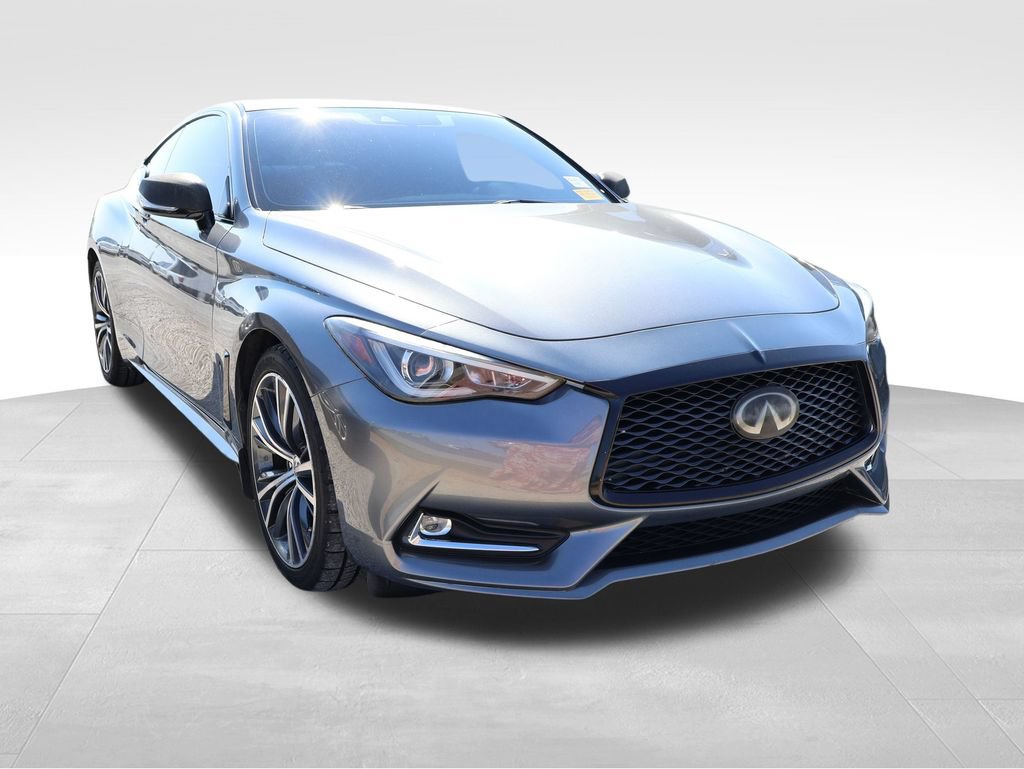 Used 2019 INFINITI Q60 3.0t Luxe w/ Essential Package AWD/4WD image 8