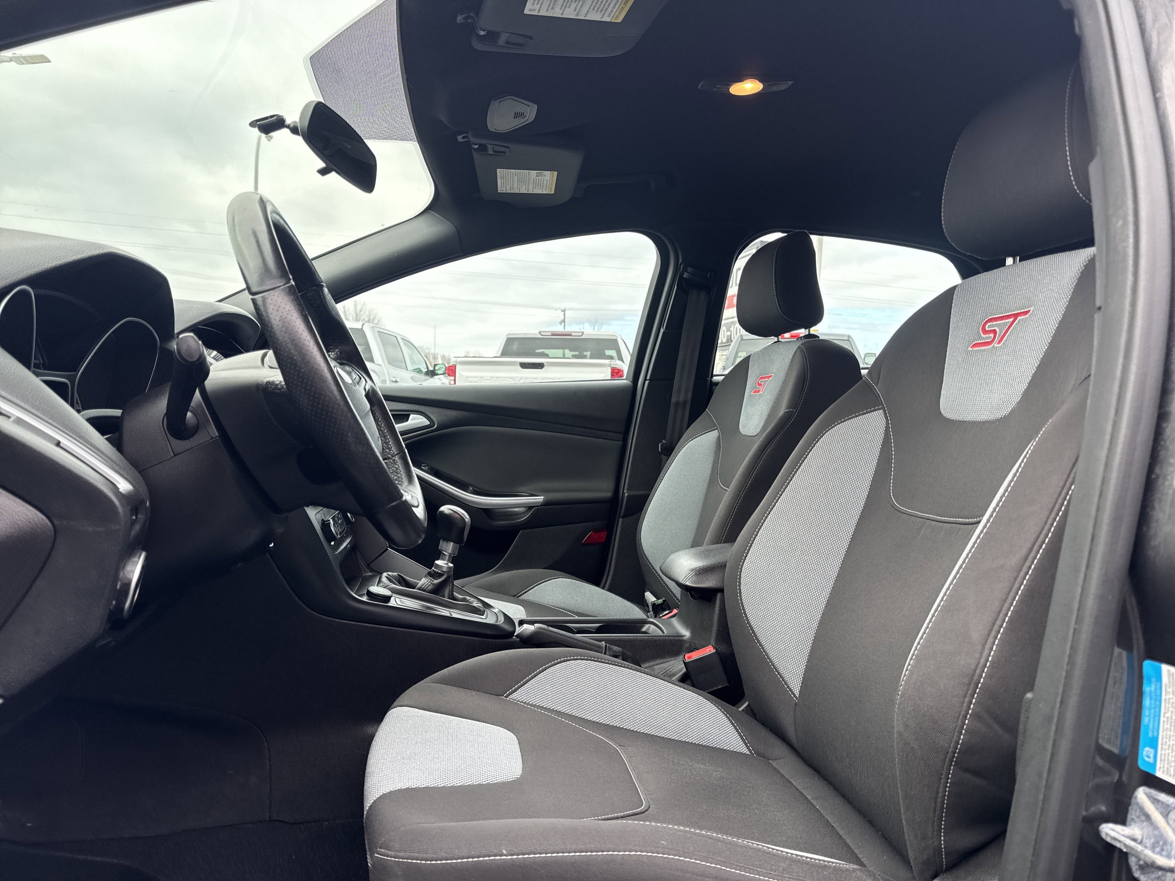 Used 2015 Ford Focus ST image 16