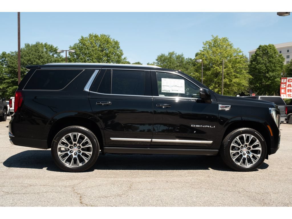 New 2026 GMC Yukon Denali w/ Denali Reserve Package AWD/4WD image 9