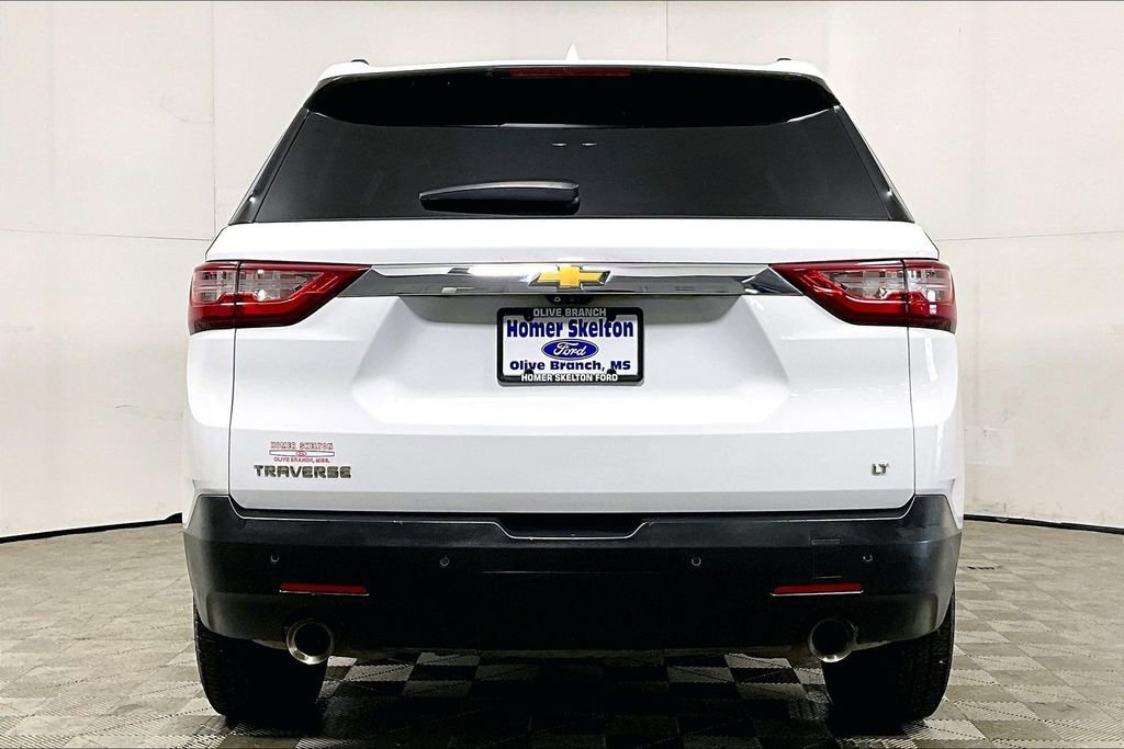 Used 2020 Chevrolet Traverse LT w/ LT Premium Package image 4