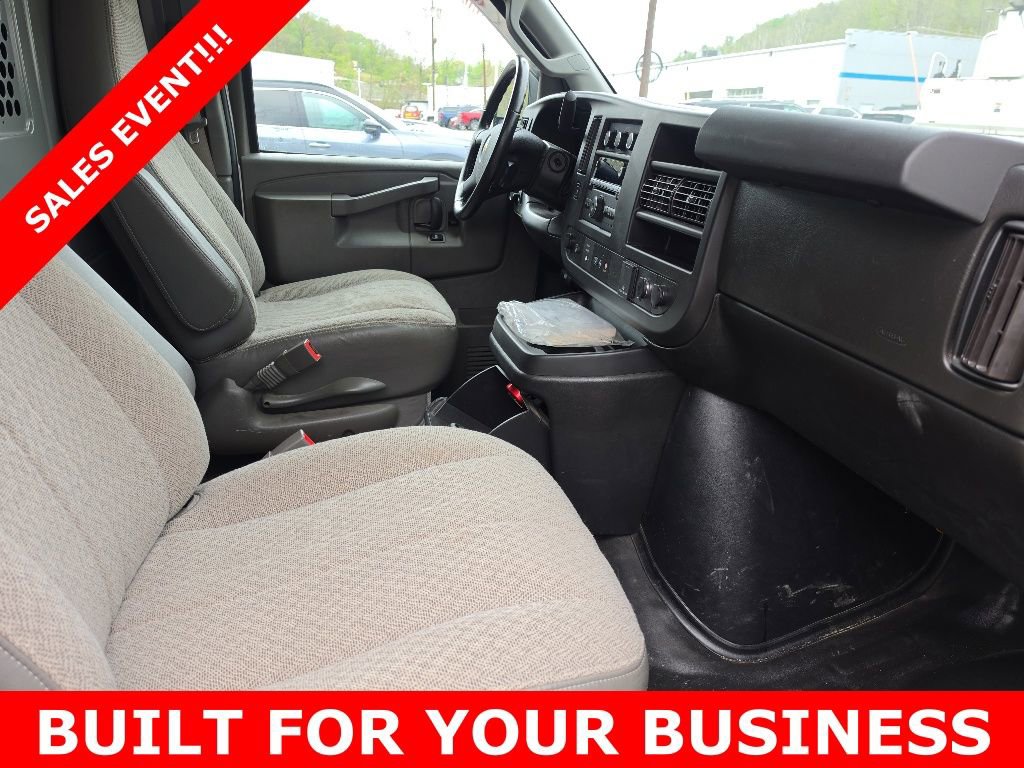 Used 2021 Chevrolet Express 2500 w/ Communications Package RWD image 13