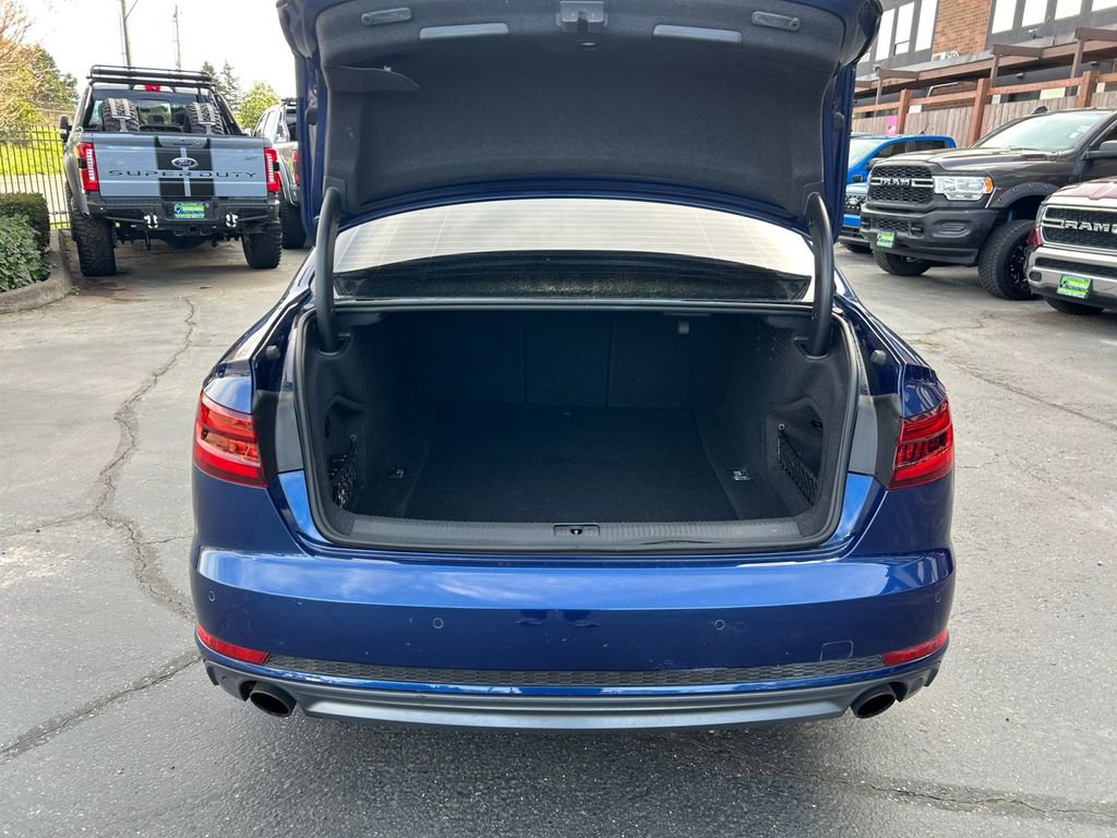 Used 2018 Audi A4 Sedan image 24