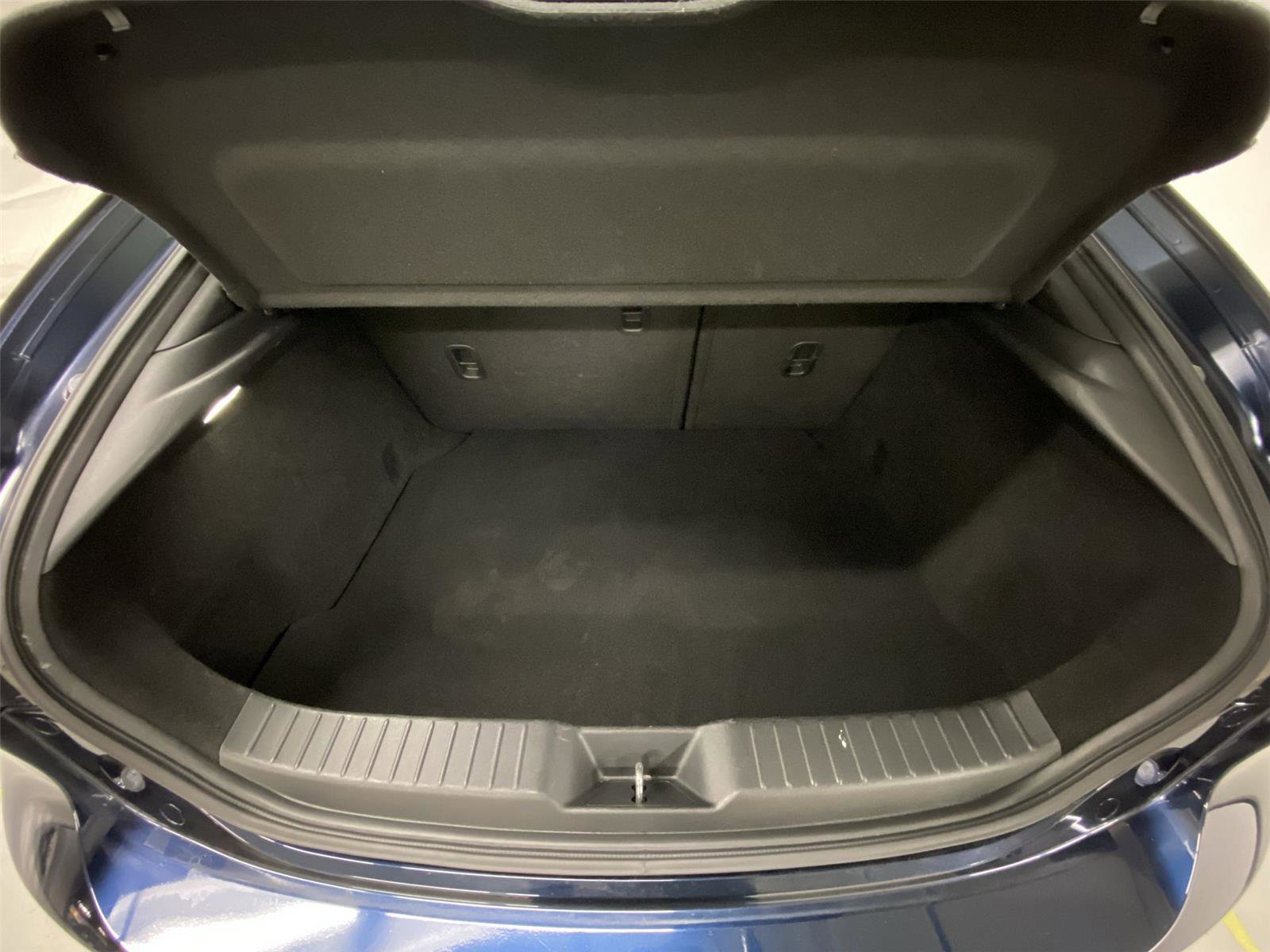 Used 2020 MAZDA MAZDA3 AWD Hatchback w/ Premium Pkg image 24
