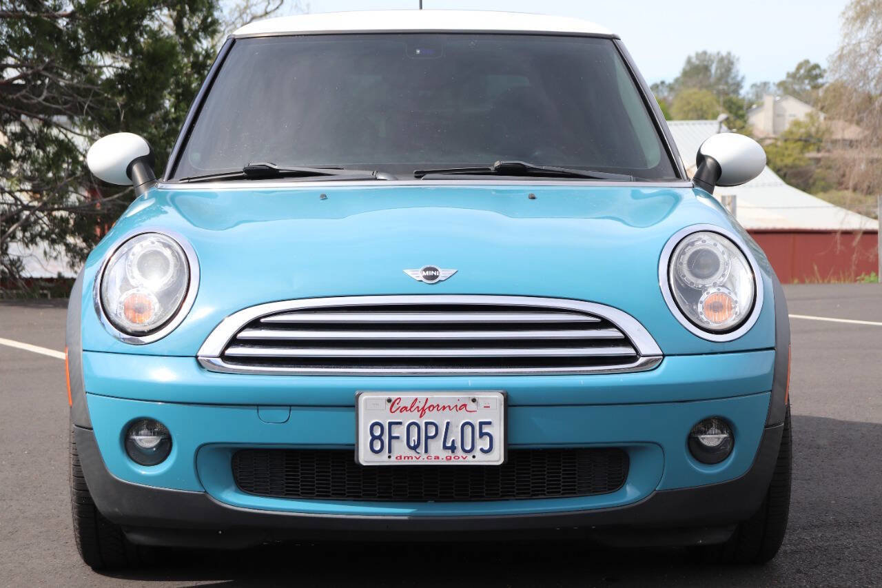 Used 2009 MINI Cooper Hardtop image 3