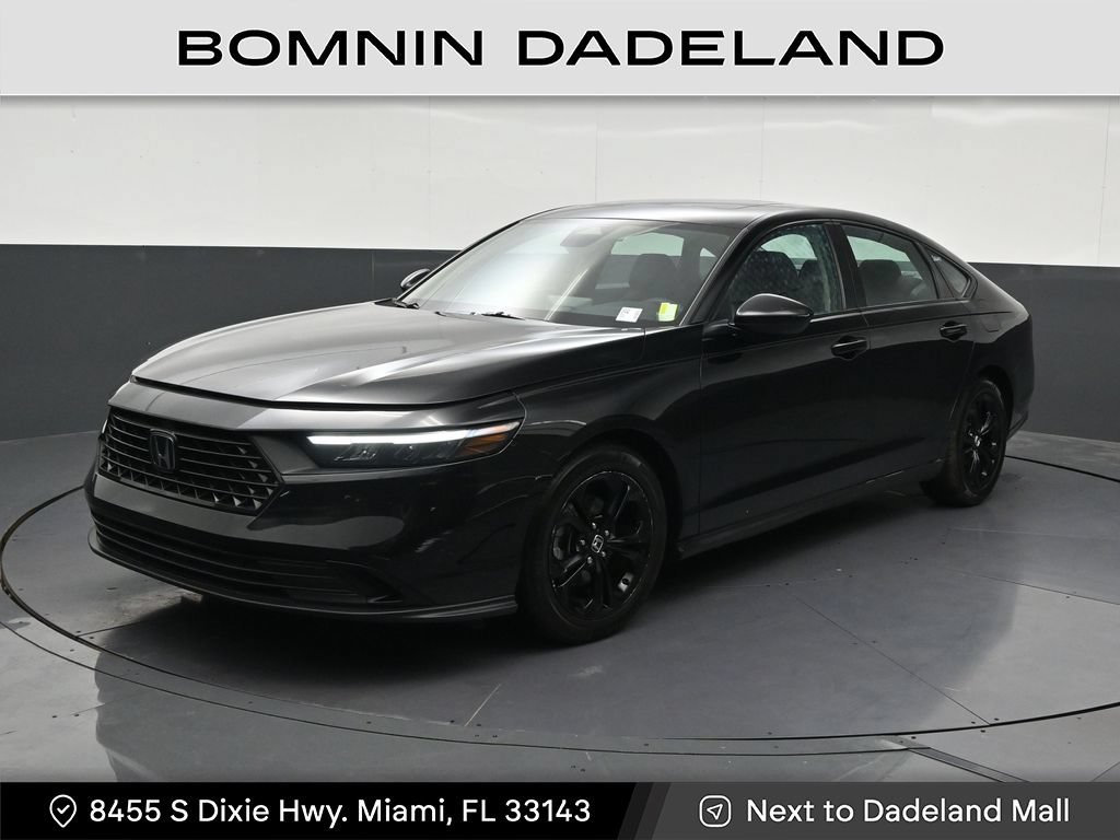 Used 2025 Honda Accord SE image 1