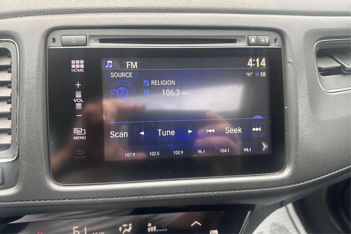 Used 2017 Honda HR-V EX image 13