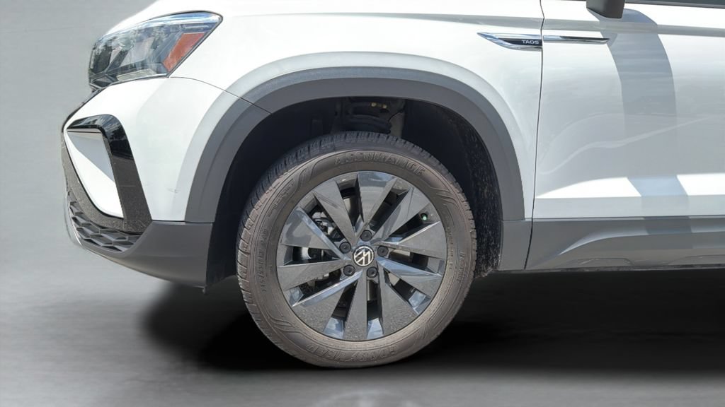 Certified 2023 Volkswagen Taos S FWD image 35