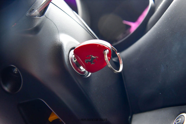 Used 2016 Ferrari California T RWD image 27