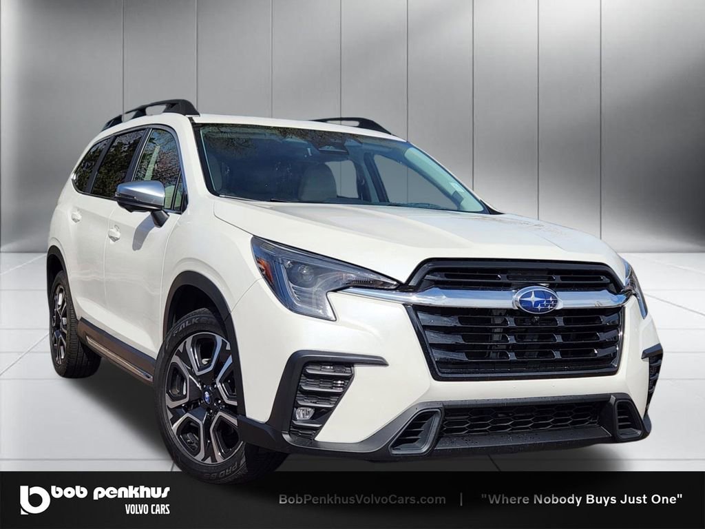 Used 2023 Subaru Ascent Limited w/ Technology Package